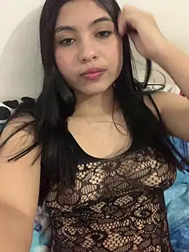 Snapshot of Paula-sinz chatting on July 3, 11:00 pm Paula-sinz online show from July 3, 11:00 pm