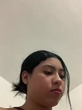 Snapshot of Paula-sinz chatting on May 17, 9:15 pm Paula-sinz online show from May 17, 9:15 pm