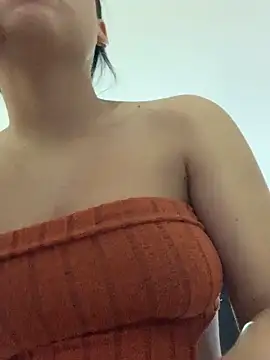 Snapshot of Paula-sinz chatting on June 10, 7:26 pm Paula-sinz online show from June 10, 7:26 pm