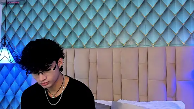 Sofia-Ethan online show from June 20, 1:38 pm