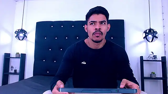 Snapshot of Dannesh_ chatting on May 21, 3:15 am Dannesh online show from May 21, 3:15 am