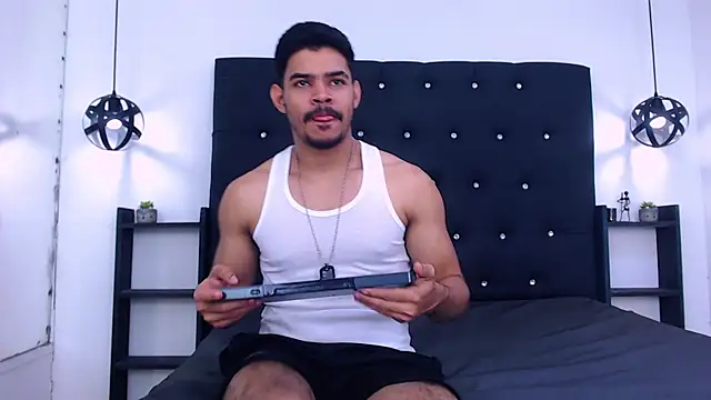 Snapshot of Dannesh_ chatting on June 4, 3:55 am Dannesh online show from June 4, 3:55 am