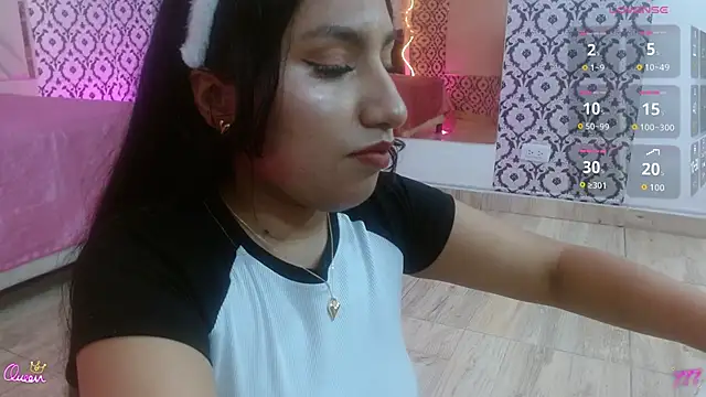 fiory tay online show from May 22, 7:23 pm