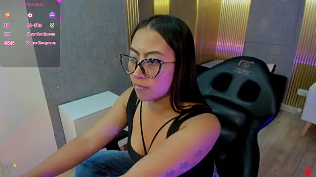 Snapshot of Amhira_Tay chatting on June 2, 5:46 pm Amhira Tay online show from June 2, 5:46 pm