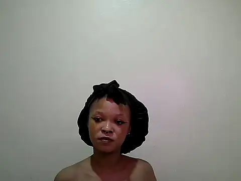 Snapshot of Miss_rihanna chatting on June 18, 7:07 am Miss rihanna online show from June 18, 7:07 am