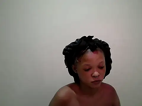 Snapshot of Miss_rihanna chatting on June 24, 3:49 am Miss rihanna online show from June 24, 3:49 am