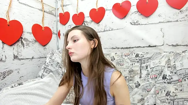 Shyly  Lisa online show from June 26, 1:22 am
