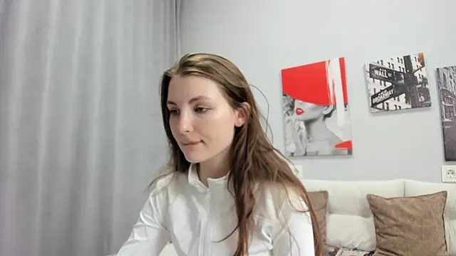 Shyly  Lisa online show from May 30, 1:34 am