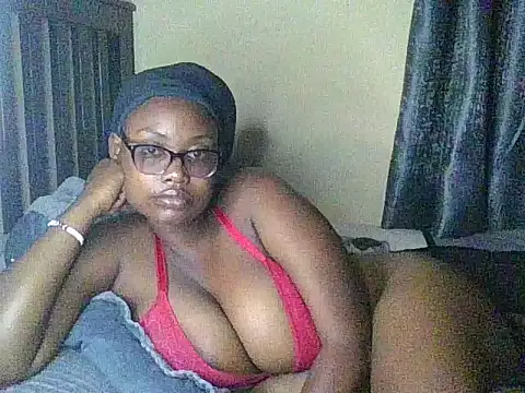 Snapshot of Sexy-Mish chatting on June 4, 7:18 pm Sexy-Mish online show from June 4, 7:18 pm