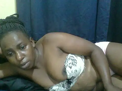 Snapshot of naughty-slender chatting on June 11, 3:42 pm naughty-slender online show from June 11, 3:42 pm