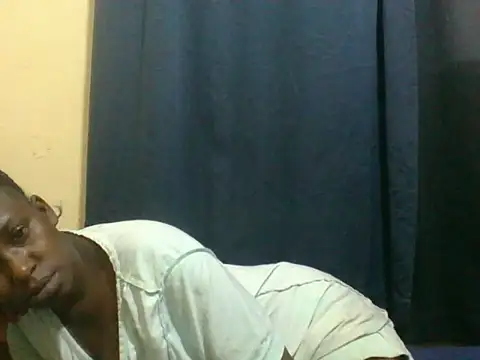 Snapshot of naughty-slender chatting on June 12, 4:38 pm naughty-slender online show from June 12, 4:38 pm
