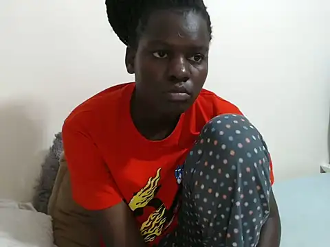 Snapshot of chichie_ chatting on June 30, 3:23 pm chichie online show from June 30, 3:23 pm