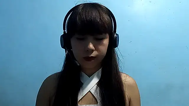Snapshot of MarisaOchsenbein chatting on May 19, 3:08 pm MarisaOchsenbein online show from May 19, 3:08 pm