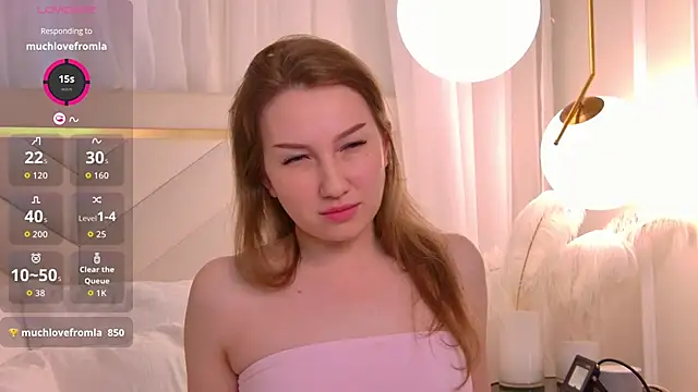 Snapshot of JessicaMartin chatting on June 4, 8:30 am JessicaMartin online show from June 4, 8:30 am