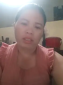 -Yeyi- online show from May 24, 10:37 am