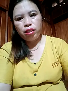-Yeyi- online show from June 18, 11:43 pm