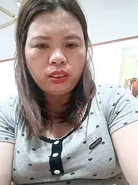 -Yeyi- online show from June 25, 7:19 pm