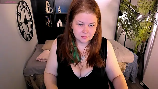 AmberleyVail online show from July 15, 1:51 pm