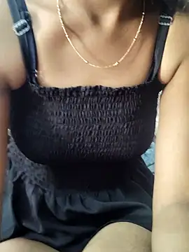 Hot Rozy online show from May 30, 10:43 am