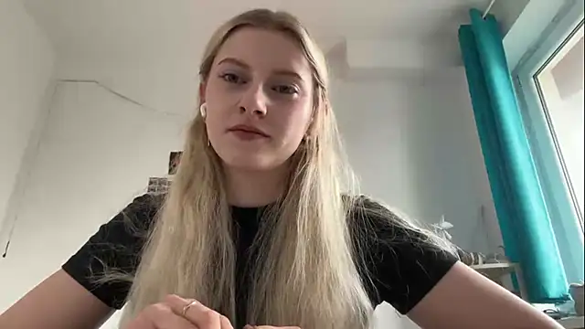 AjaHessling online show from May 18, 9:58 am