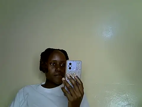 kiki8390 online show from May 18, 5:51 pm