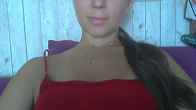 Snapshot of Bella--White chatting on July 6, 5:36 am Bella--White online show from July 6, 5:36 am