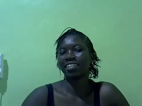 Snapshot of Sweet-Lynn chatting on July 5, 3:30 pm Sweet-Lynn online show from July 5, 3:30 pm