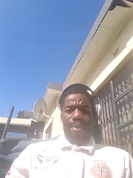 Snapshot of african26 chatting on May 24, 10:26 am african26 online show from May 24, 10:26 am