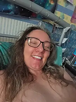 Izzylove47 online show from June 27, 9:04 am