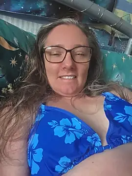 Izzylove47 online show from July 3, 11:50 am