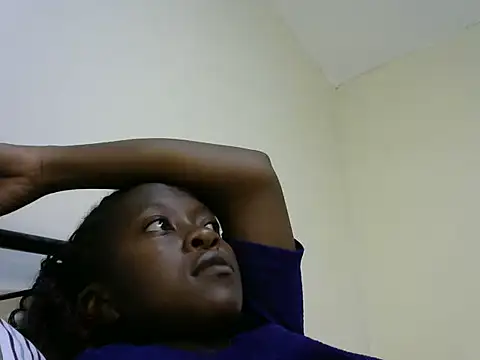 Brianah 1 online show from May 18, 8:13 pm