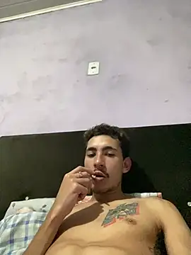 Snapshot of Willianoficial chatting on June 4, 2:38 am Willianoficial online show from June 4, 2:38 am