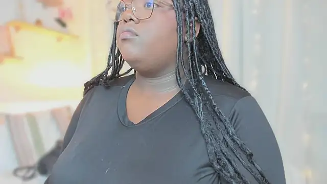 Ayanaa Ebony  online show from June 16, 11:32 am