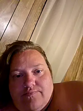 Snapshot of subbybabygirl696985 chatting on May 19, 1:32 am subbybabygirl696985 online show from May 19, 1:32 am
