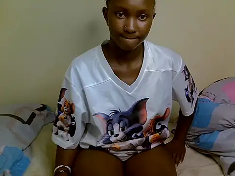sexxydollyy online show from July 6, 1:07 pm
