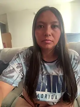 Catalina kiss online show from June 1, 5:23 pm