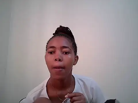 Snapshot of MidnightNala chatting on June 21, 7:03 am MidnightNala online show from June 21, 7:03 am