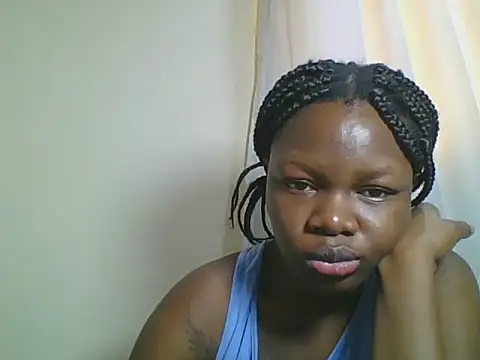 Snapshot of Sweetgal2025 chatting on June 13, 7:17 am Sweetgal2025 online show from June 13, 7:17 am