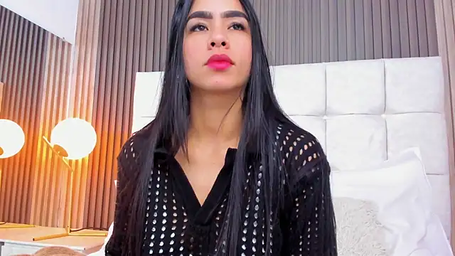 Snapshot of Camila_Vega22 chatting on June 30, 11:32 am Camila Vega22 online show from June 30, 11:32 am