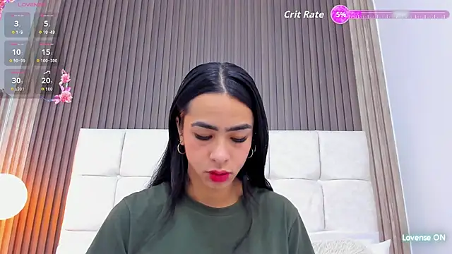 Snapshot of Camila_Vega22 chatting on July 1, 11:32 am Camila Vega22 online show from July 1, 11:32 am