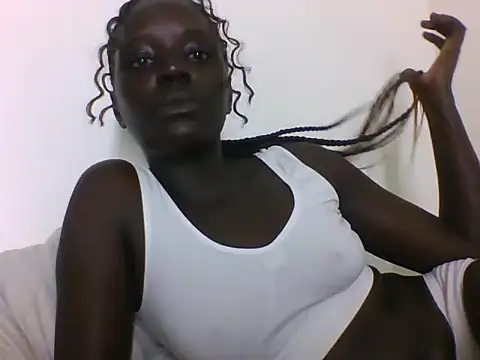 LatishLava online show from May 17, 2:06 pm