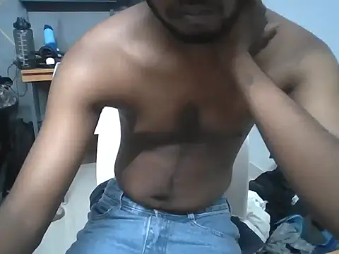 male18in online show from May 15, 9:57 pm
