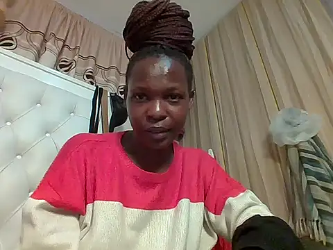 sweetlunah online show from May 15, 4:38 pm