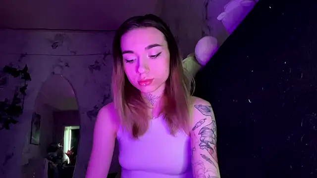 sexyinkdragana online show from May 26, 6:55 am