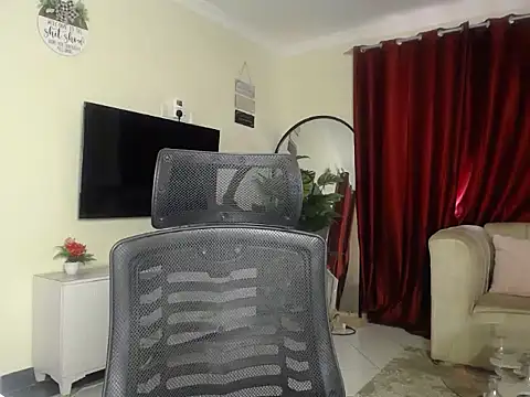 Ebonyqueen111 online show from June 17, 10:14 am