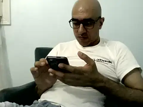 AAYAADX online show from May 17, 3:23 pm