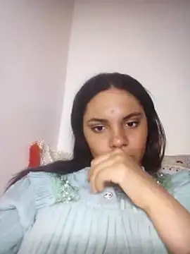 Snapshot of Imaa_123 chatting on May 15, 9:13 pm Imaa 123 online show from May 15, 9:13 pm