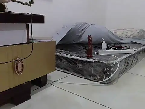 sweet naughty online show from May 29, 7:36 am
