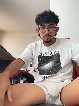starmodel  online show from June 4, 4:44 pm
