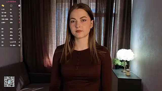 CarolannMirjah online show from June 15, 4:23 am